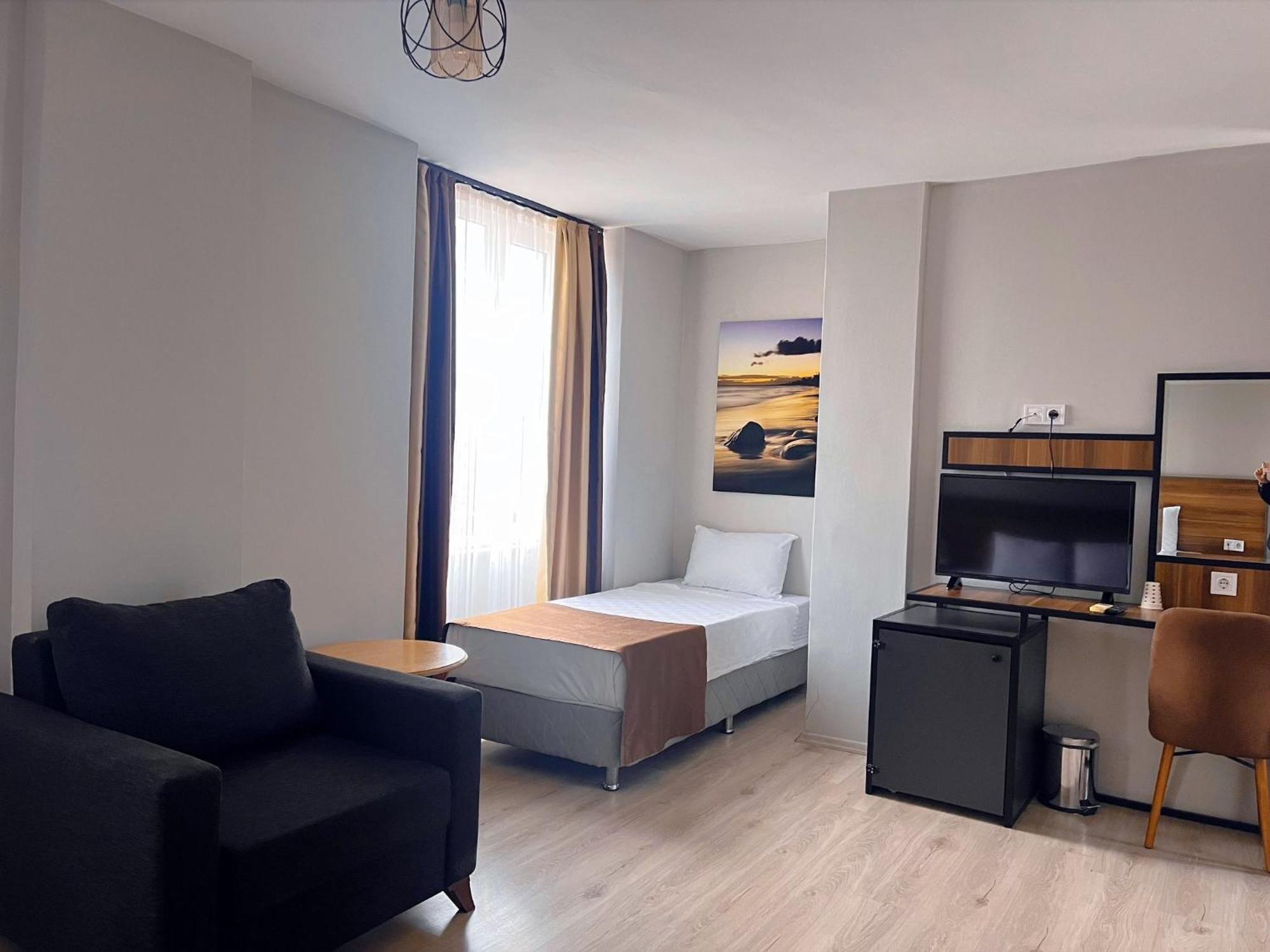 Privado Hotels Анталія Екстер'єр фото