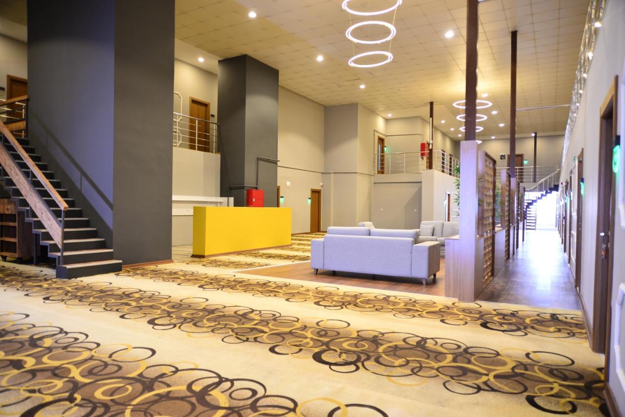 Privado Hotels Анталія Екстер'єр фото